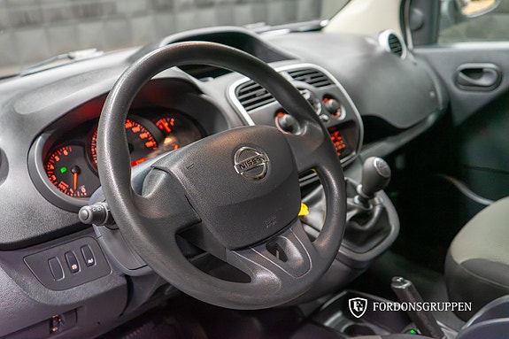 Nissan NV250 16 of 20