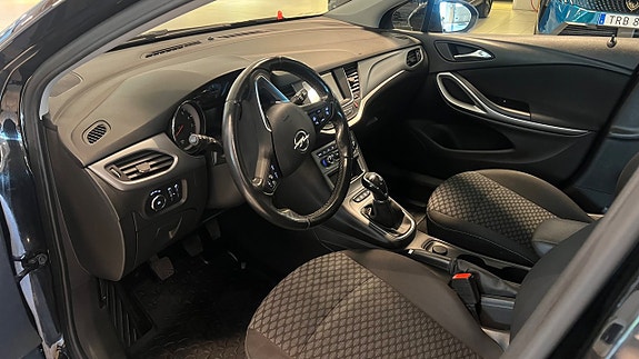 Opel Astra 5 of 9