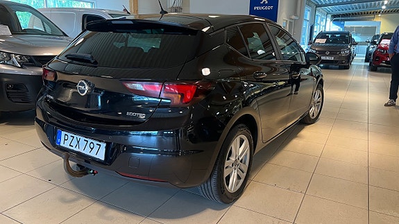 Opel Astra 3 of 9