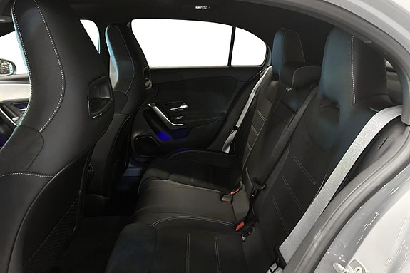 Mercedes-Benz A250 10 of 15