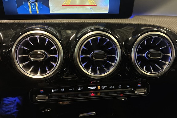 Mercedes-Benz A250 15 of 15