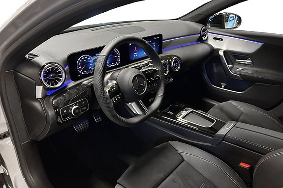 Mercedes-Benz A250 6 of 15