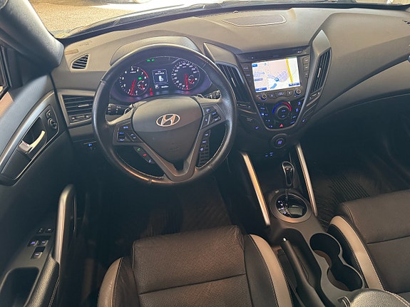 Hyundai Veloster 9 of 9