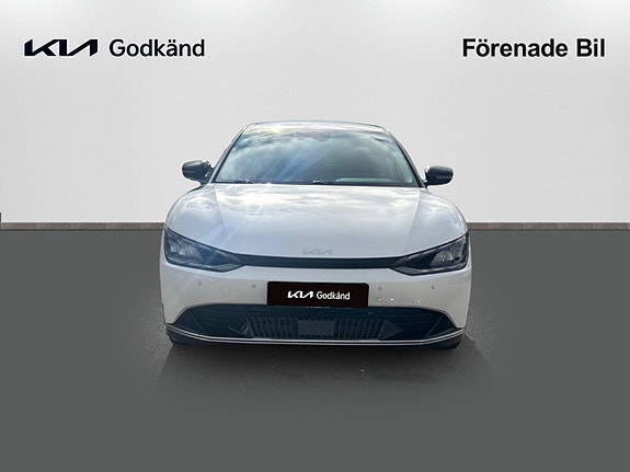 Kia EV6 2 of 24
