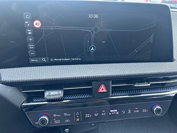 Kia EV6 11 of 24