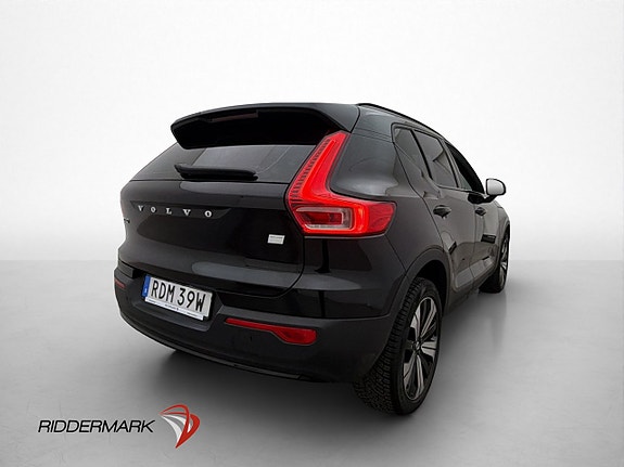 Volvo XC40 5 of 30