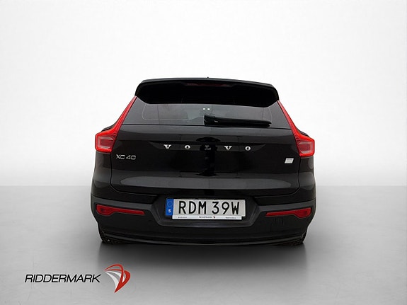 Volvo XC40 6 of 30