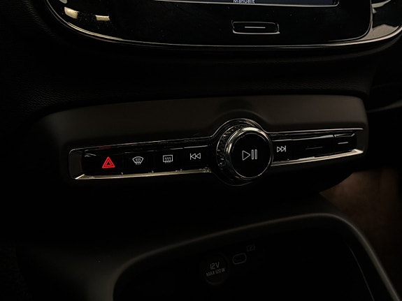 Volvo XC40 28 of 30