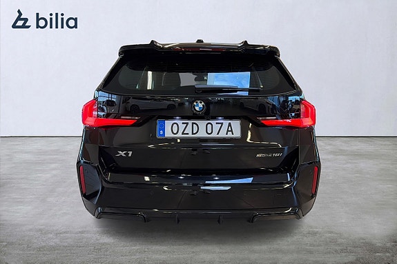 BMW X1 4 of 19