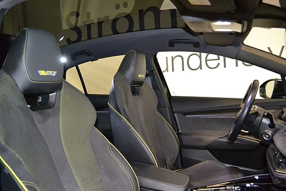 Skoda Enyaq 10 of 12