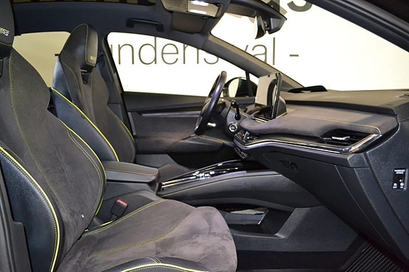 Skoda Enyaq 9 of 12
