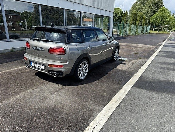 MINI Clubman Cooper S 3 of 10