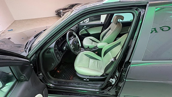 Saab 9-5 12 of 24