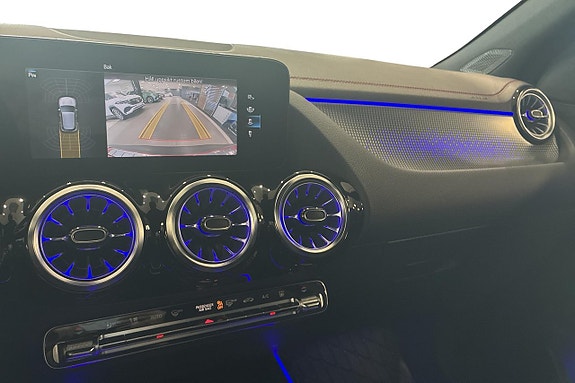 Mercedes-Benz EQA250 17 of 18