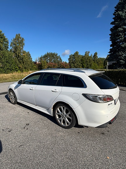 Mazda 6 3 of 5