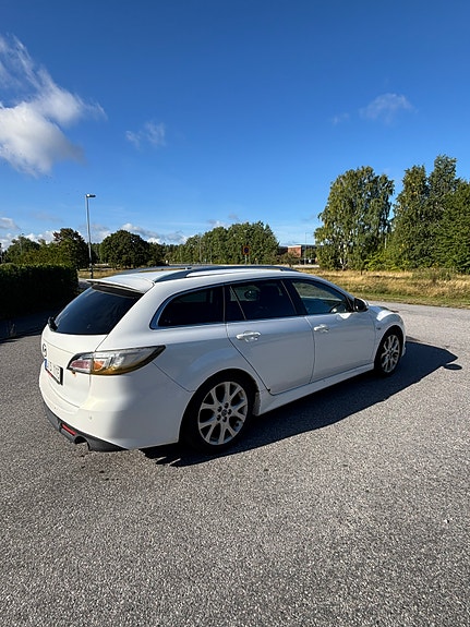 Mazda 6 4 of 5
