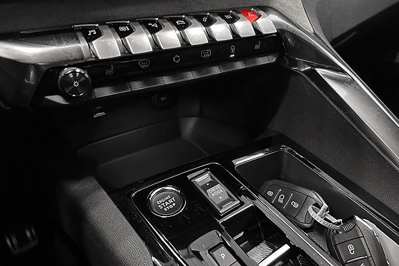 Peugeot 3008 15 of 19
