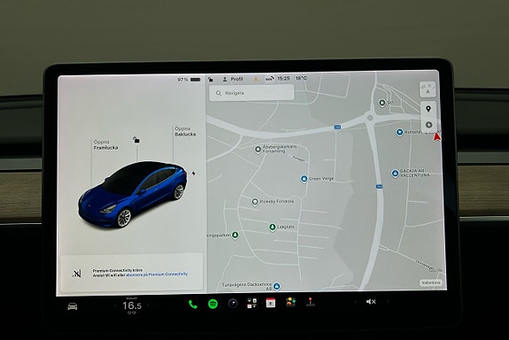 Tesla Model 3 7 of 24
