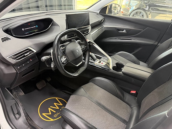 Peugeot 3008 5 of 13