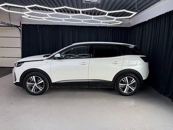 Peugeot 3008 11 of 13