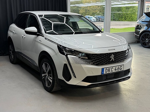 Peugeot 3008 2 of 13