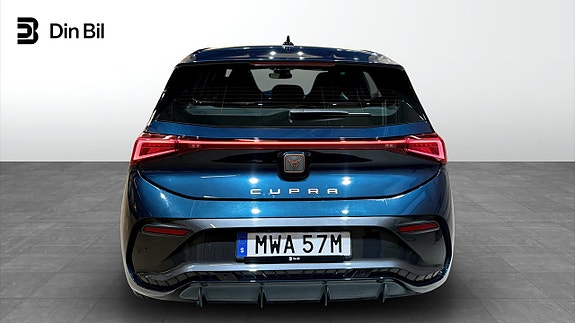 Cupra Born 5 of 18