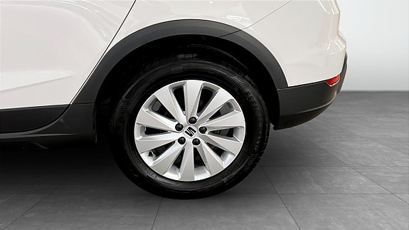 Seat Arona 6 of 18