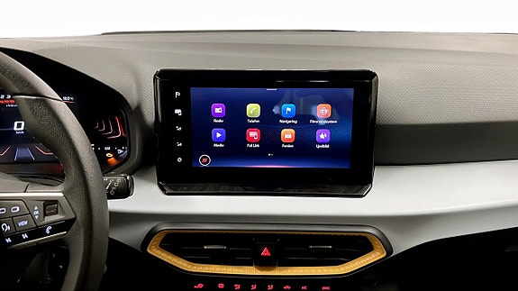 Seat Arona 9 of 18
