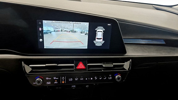 Kia Niro 8 of 12