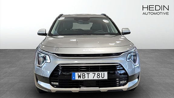Kia Niro 2 of 12