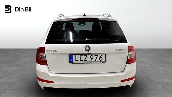 Skoda Octavia 5 of 12