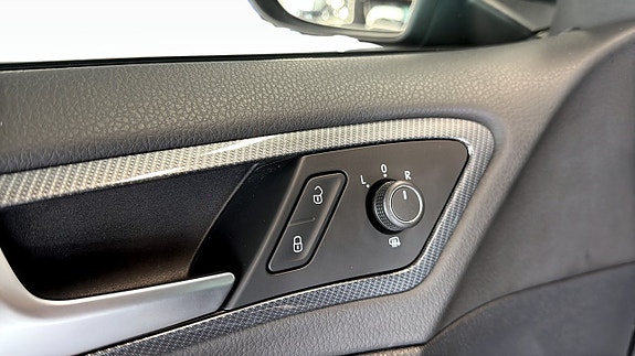 Volkswagen Golf I 17 of 18