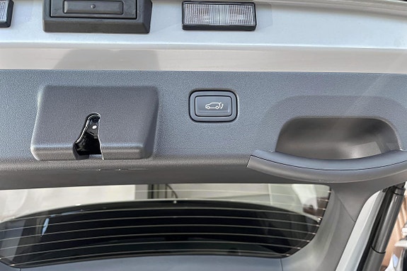 Kia EV5 17 of 17