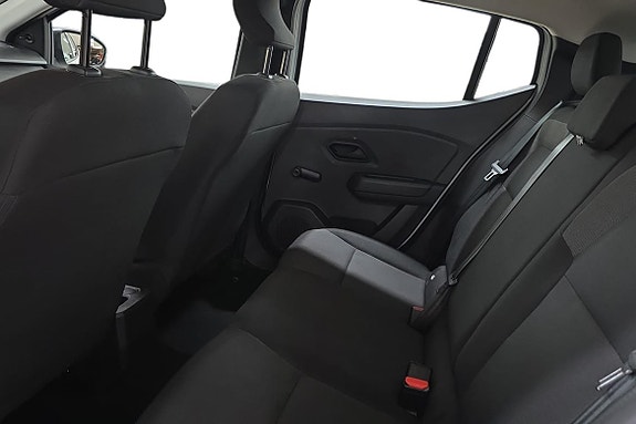 Dacia Sandero 9 of 30