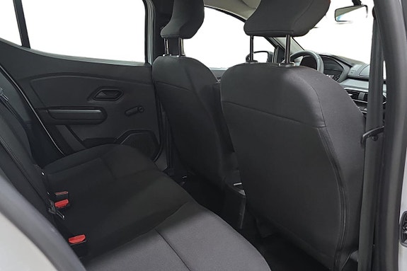 Dacia Sandero 17 of 30