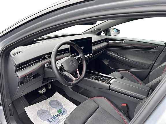 Volkswagen ID.7 10 of 14