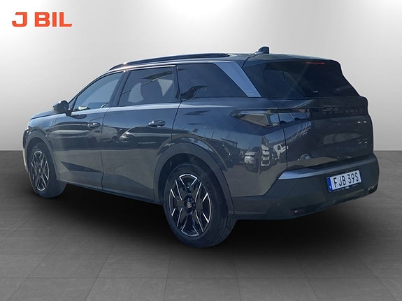 Peugeot 5008 2 of 14