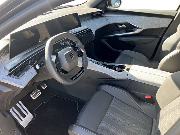 Peugeot 5008 5 of 14