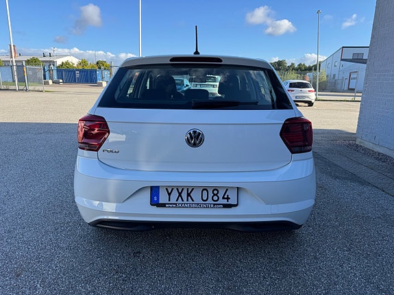 Volkswagen Polo 14 of 15
