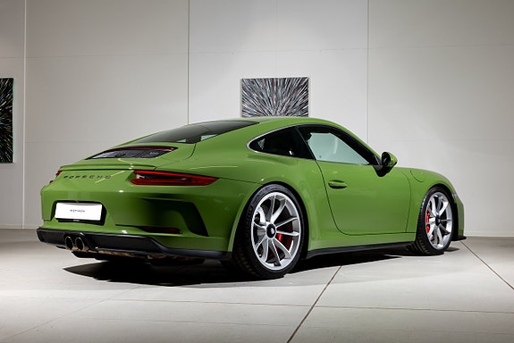 Porsche 911 GT3 8 of 23