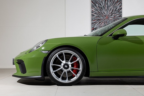 Porsche 911 GT3 4 of 23