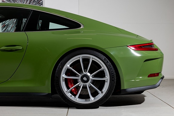 Porsche 911 GT3 5 of 23