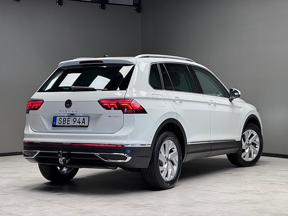 Volkswagen Tiguan 2 of 21