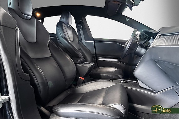 Tesla Model S 12 of 16