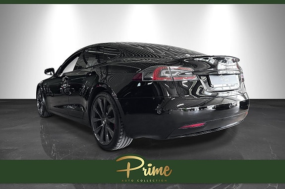 Tesla Model S 15 of 16