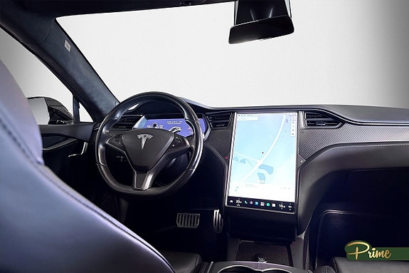 Tesla Model S 7 of 16