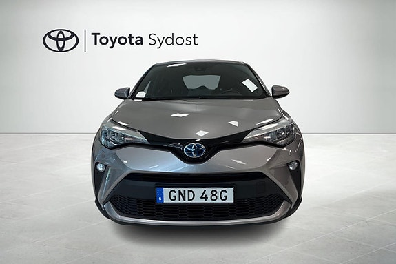 Toyota C-HR 5 of 18