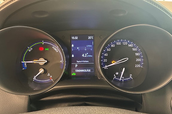 Toyota C-HR 14 of 18