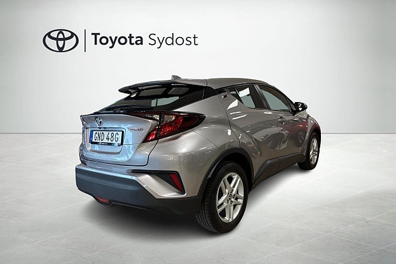 Toyota C-HR 17 of 18