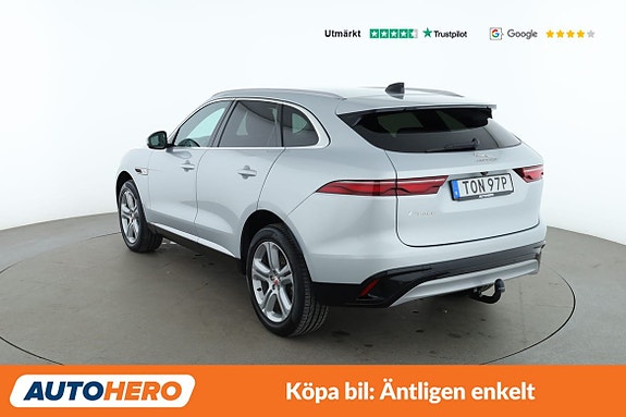 Jaguar F-PACE 3 of 30